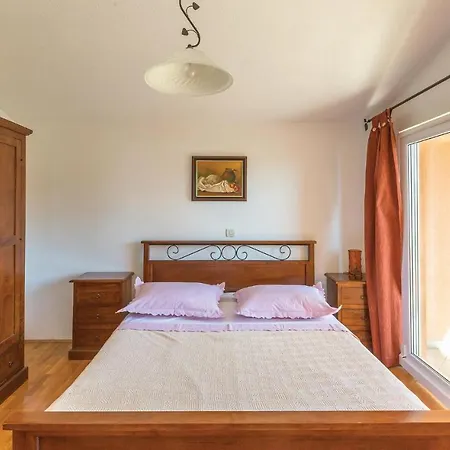 One-Bedroom Apartment In Makarska 公寓