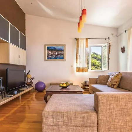 公寓 One-Bedroom Apartment In Makarska 马卡尔斯卡